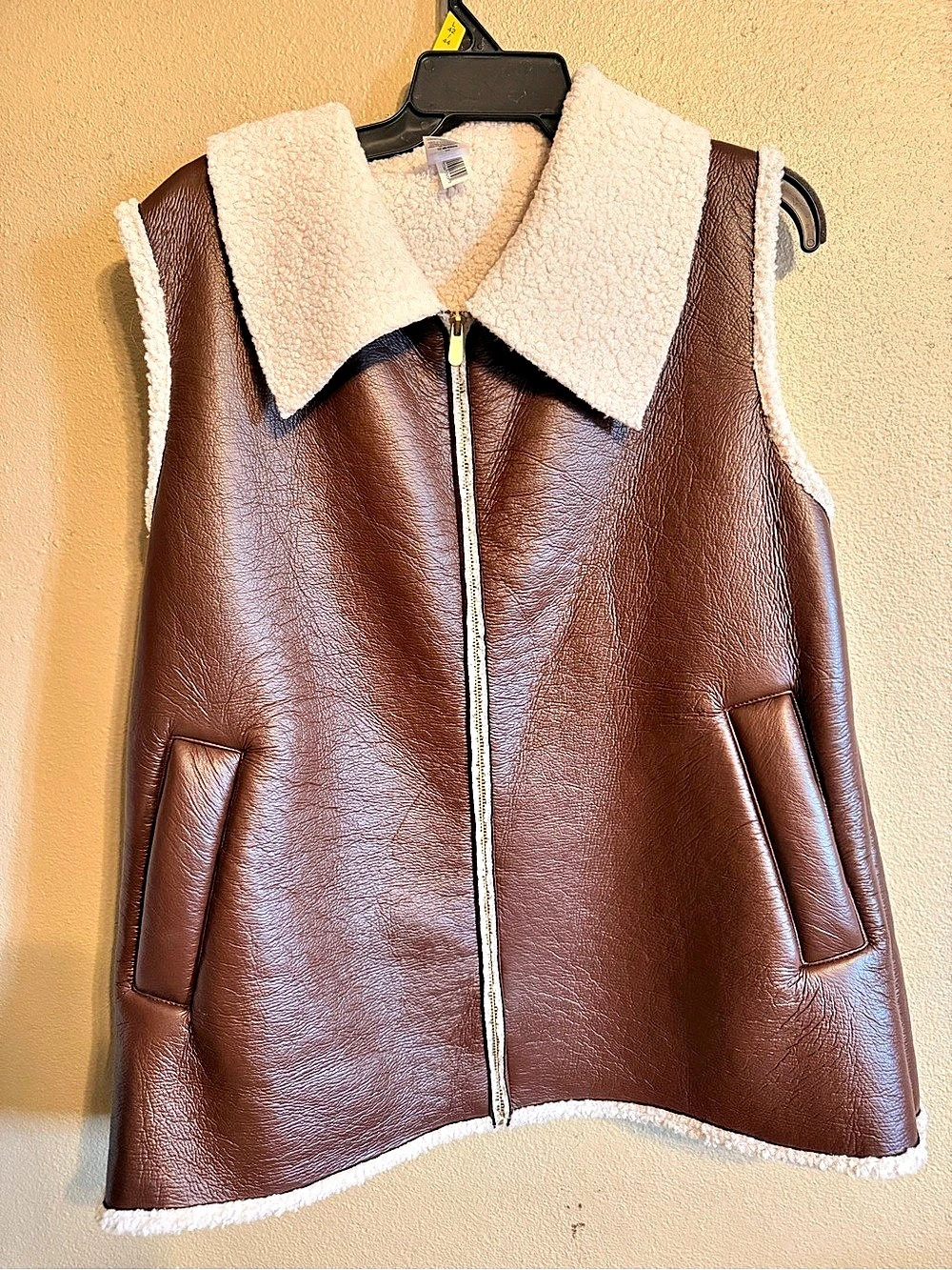 Time and Tru Women's Brown & Cream Faux Leather Vest XL Like New
